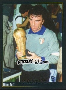 Cromo Dino Zoff - Superalbum In Azzurro n. 66 - Panini