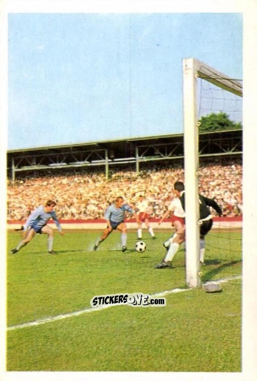 Cromo Action (32) - Fussball 1966-1967 n. 32 - Bergmann