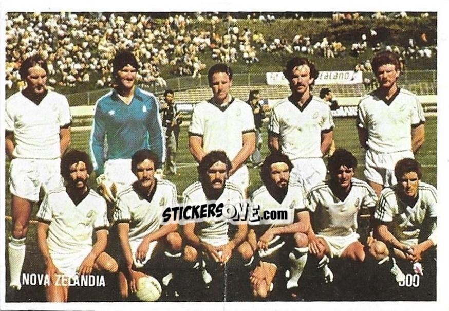 Figurina Team - Campeonato do Mundo de Futebol 1982 n. 300 - SORCACIUS XII