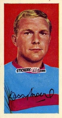 Figurina Bobby Moore - Famous Footballers (A14) 1966-1967
 n. 9 - Barratt & Co.
