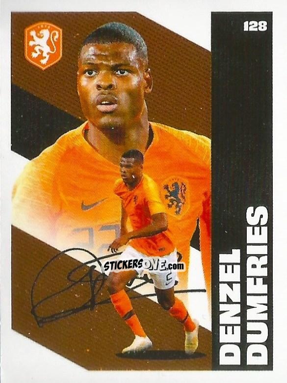 Sticker Denzel Dumfries - Eredivisie Onze Voetbal helden 2021 n. 128 - Albert Heijn
