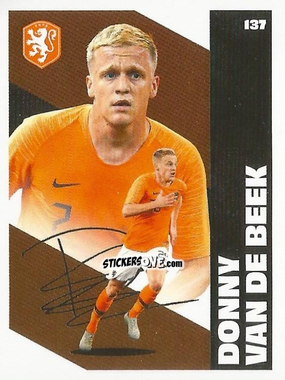 Figurina Donny van de Beek - Eredivisie Onze Voetbal helden 2021 n. 137 - Albert Heijn

