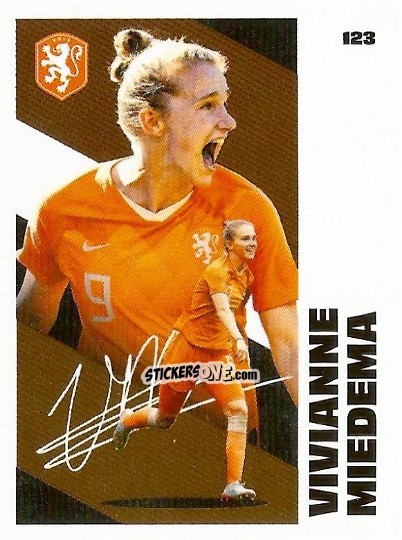 Cromo Vivianne Miedema - Eredivisie Onze Voetbal helden 2021 n. 123 - Albert Heijn
