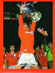 Sticker Jesper Blomqvist with Cup - Manchester United. Europe 2000 n. 100 - Futera
