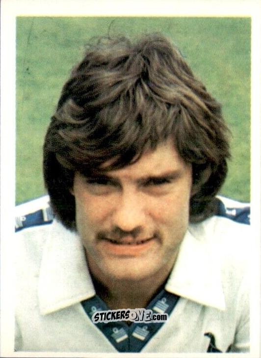 Sticker Glenn Hoddle - Football 1980-1981
 n. 271 - Daily Star
