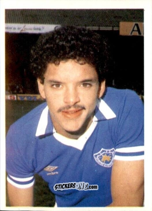 Sticker Larry May - Football 1980-1981
 n. 132 - Daily Star
