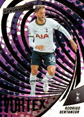 Cromo Rodrigo Bentancur - Revolution Premier League 2022-2023 n. V38 - Panini