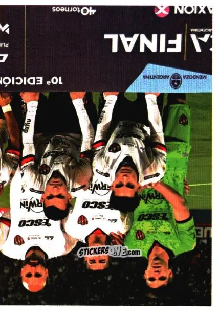 Figurina Campeón Copa Argentina - Patronato 1 - Fútbol Argentino 2023 n. 484 - Panini