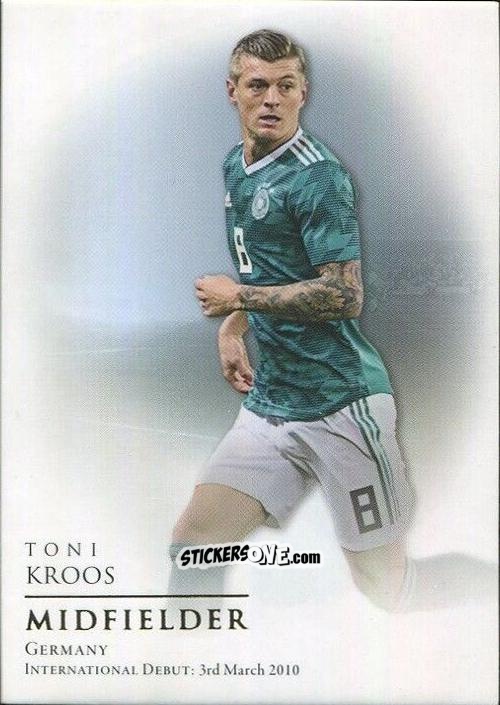 Sticker Toni Kroos - World Football UNIQUE 2018
 n. 48 - Futera