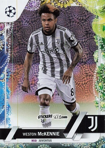 Cromo Weston McKennie - Carnaval Edition UEFA Club Competitions 2022-2023
 n. 115 - Topps