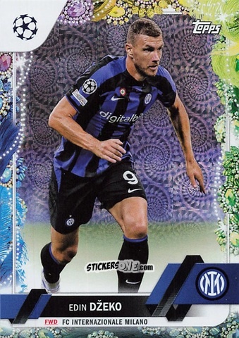 Figurina Edin Džeko - Carnaval Edition UEFA Club Competitions 2022-2023
 n. 192 - Topps
