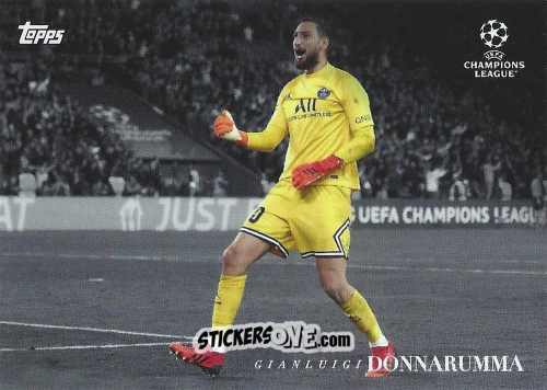 Sticker Gianluigi Donnarumma - Simplicidad UEFA Club Competitions 2021-2022
 n. 32 - Topps