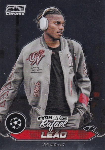 Cromo Rafael Leao - Stadium Club Chrome UEFA Club Competitions 2023-2024
 n. 22 - Topps