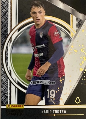 Cromo Nadir Zortea - Serie A Player of The Match 2024-2025
 n. 19 - Panini