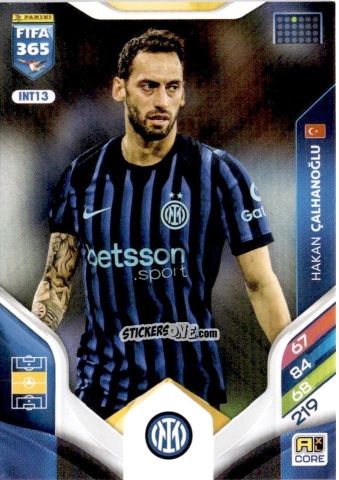 Figurina Hakan Çalhanoğlu - Fifa 365: 2025-2026. Adrenalyn Xl n. INT13 - Panini