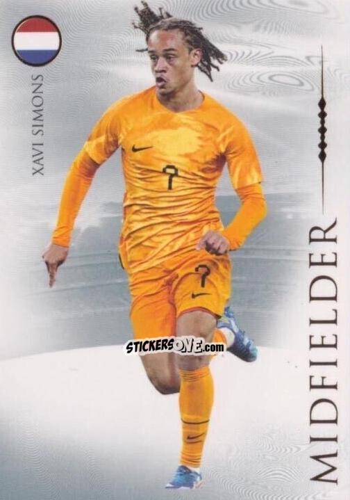 Figurina Xavi Simons - UNIQUE Nostalgia 2024
 n. 56 - Futera