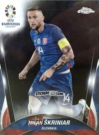 Figurina Milan Skriniar - Chrome UEFA Euro 2024 Sapphire Edition
 n. 74 - Topps