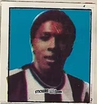 Figurina Paulo Izidoro - Campeonato Nacional 76
 n. 129 - Editora e Impressora Graf Set Ltda