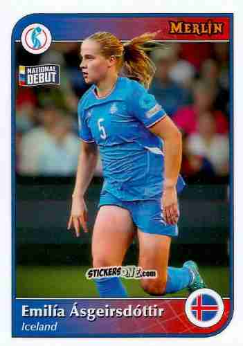 Figurina Emilía Ásgeirsdóttir - UEFA Women’s Euro 2025
 n. 19 - Topps Merlin