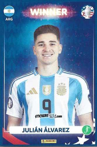 Cromo Julián Álvarez - Copa América Argentina Campeón 2024
 n. 21 - Panini