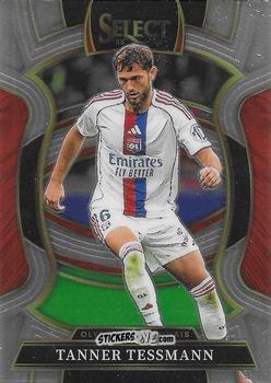 Sticker Tanner Tessmann - Select Ligue 1 2025-2026
 n. 46 - Footprint
