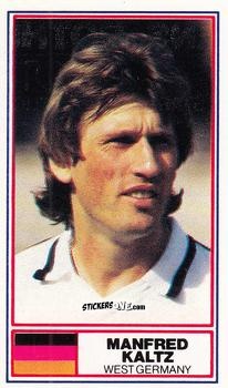 Figurina Manfred Kaltz - Football International Stars 1984
 n. 24 -  Rothmans
